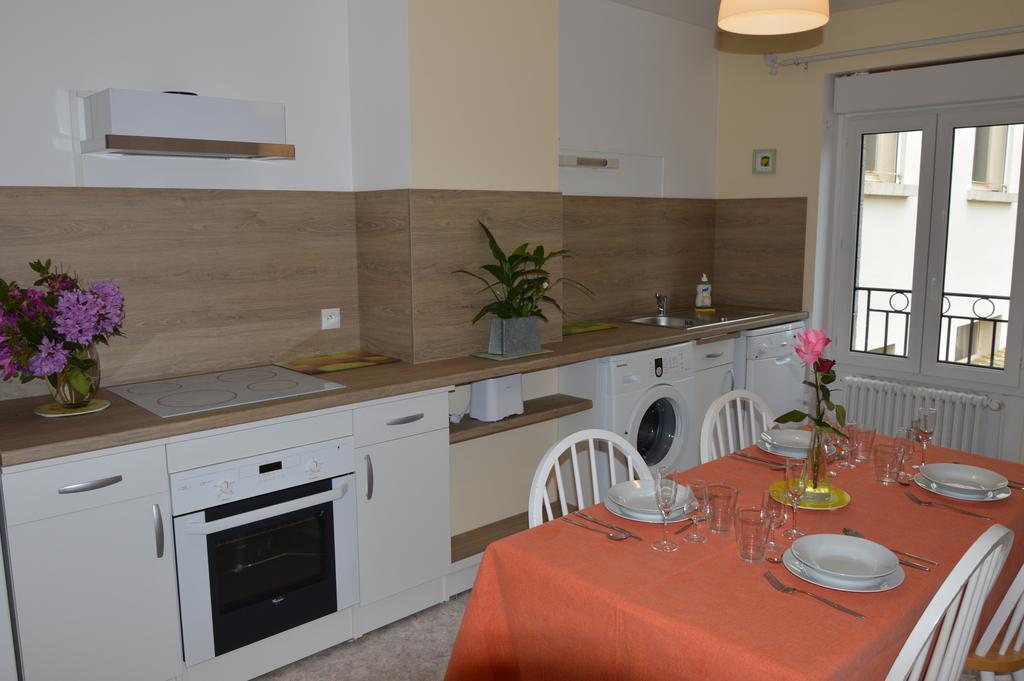 La Cour Horlande Bed & Breakfast Antrain Room photo